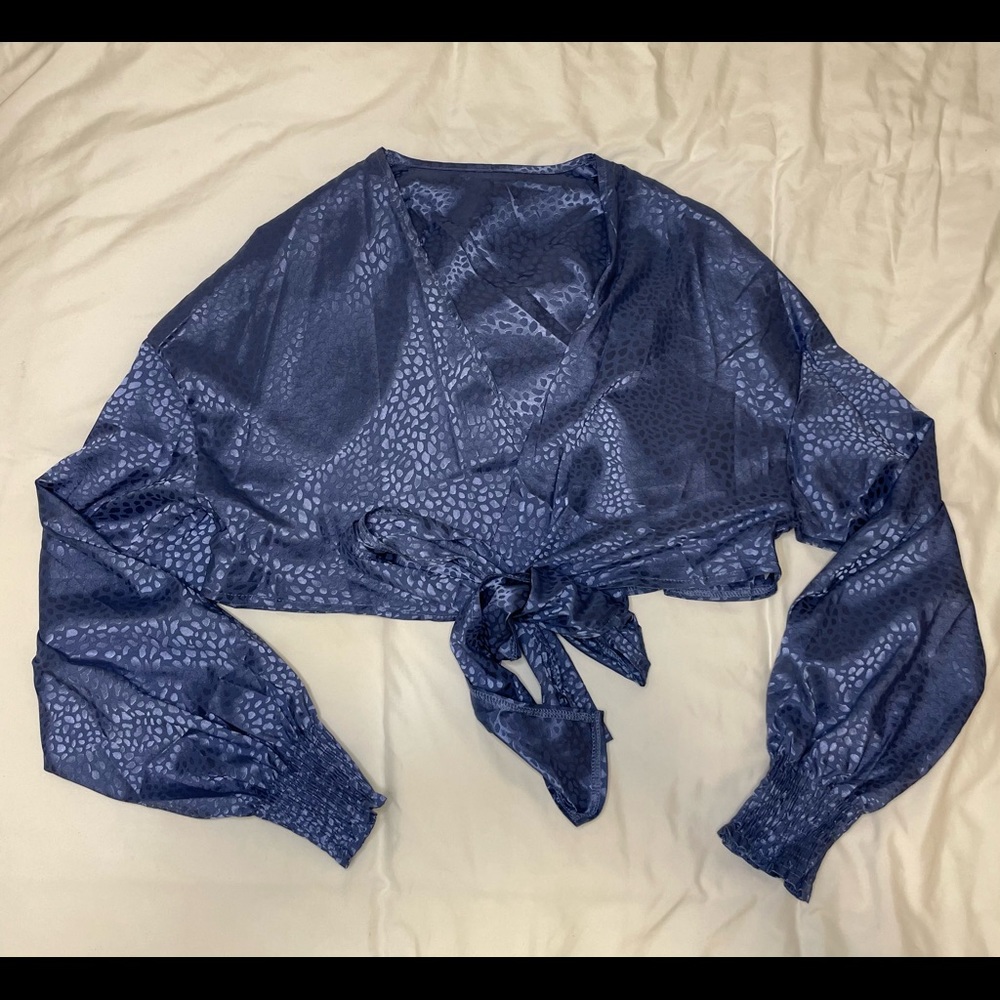 SHEIN Blue Satin Tie-Front Long Sleeve Blouse - Picture 2 of 7